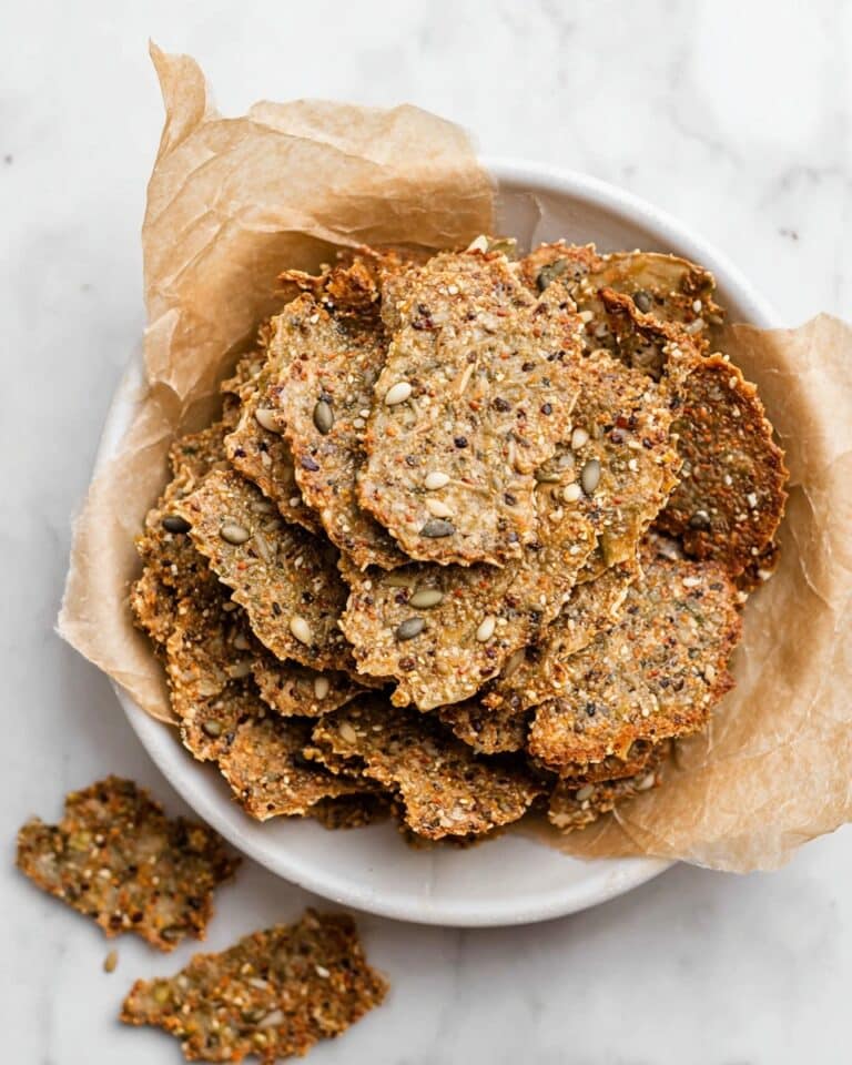 One Bowl Keto Crackers (Gluten Free) Recipe