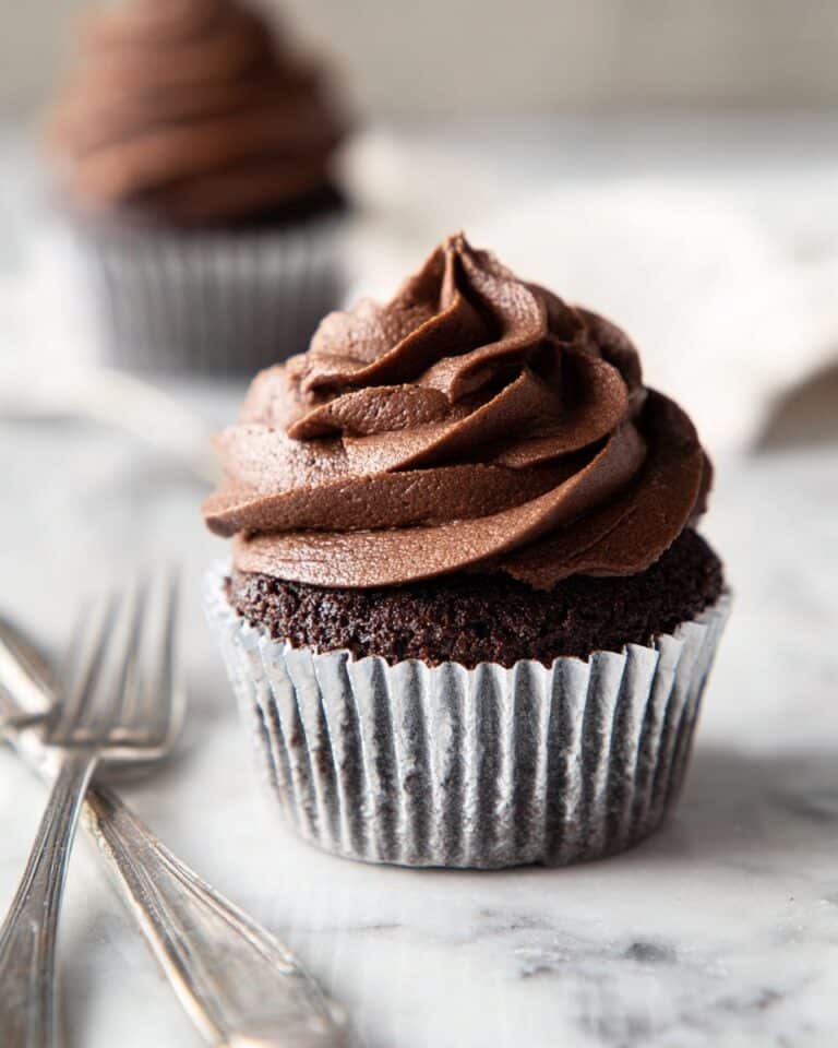Best Easy Chocolate Cupcakes Recipe